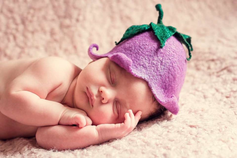 详解婴儿睡觉抽搐正常吗预防新生儿睡觉时抽搐措施